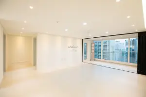 푸르지오 60평 화이트톤 오픈 거실